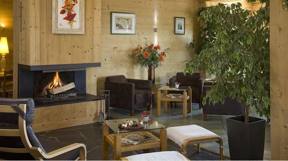 Le Castillan Alpe d'Huez Eksteriør bilde